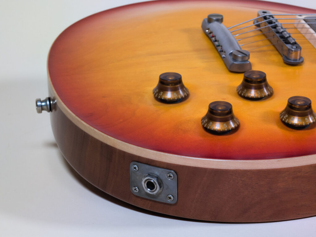 Orca ’59 Cherry Sunburst Brazilian Rosewood