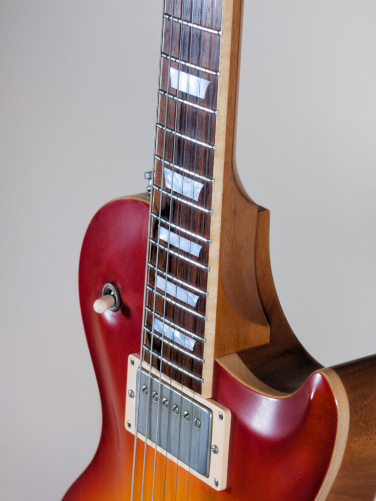 Orca ’59 Cherry Sunburst Brazilian Rosewood