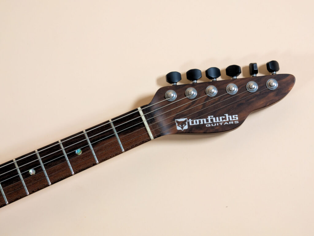 Bulldog Custom Zirikote Neck