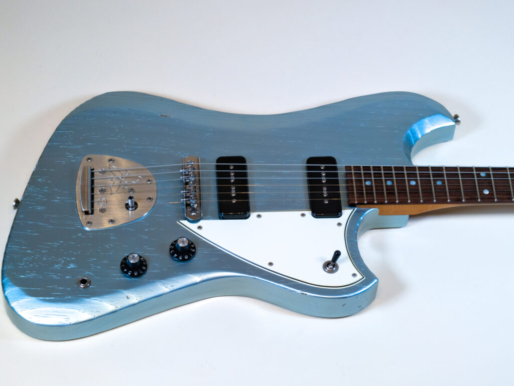 Voltur J Ice Blue Metallic