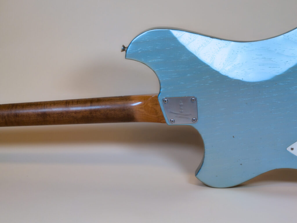 Voltur J Ice Blue Metallic