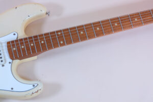 Trad S Aged Vintage White