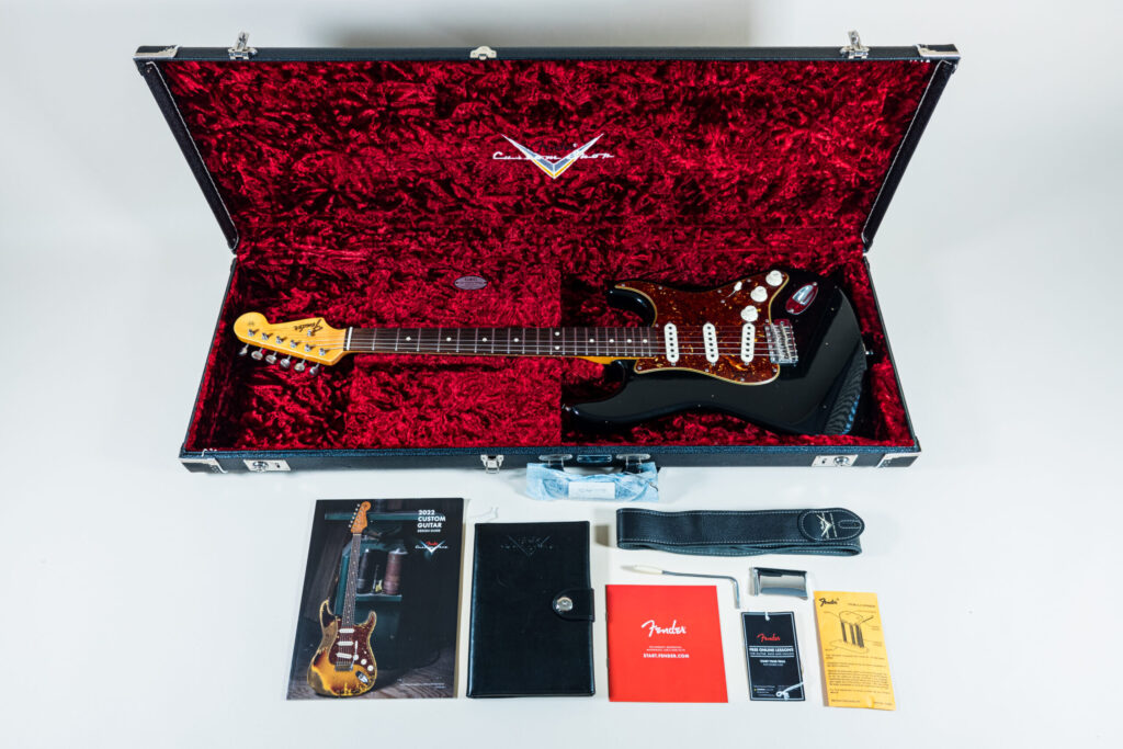 Custom Postmodern Stratocaster Aged Black Dual Mag